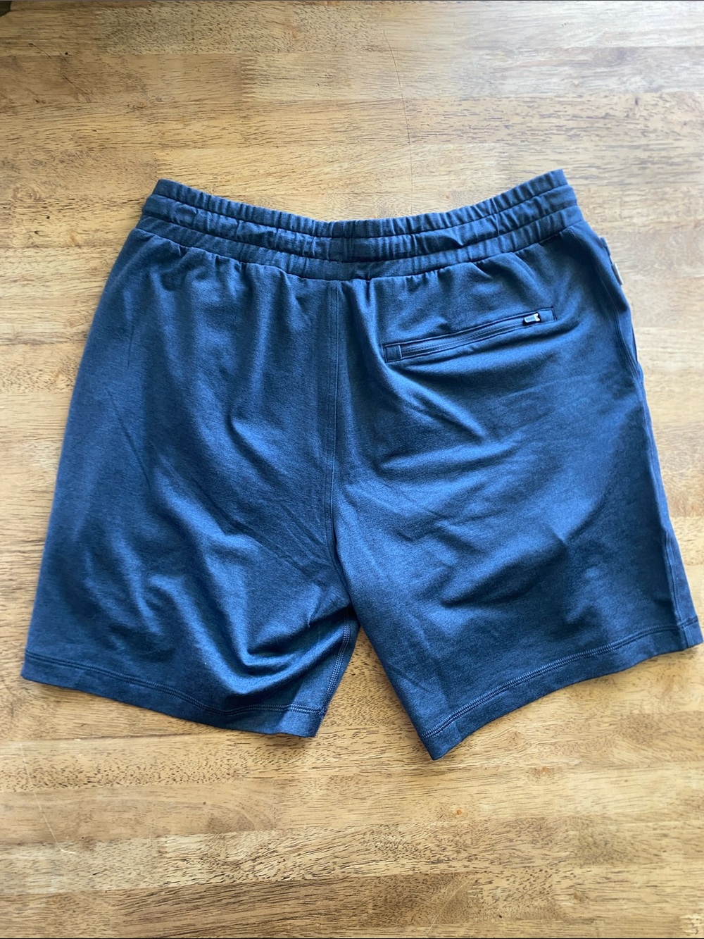Vuori ponto dream knit shorts blue men’s small. NWOT - Picture 3 of 6
